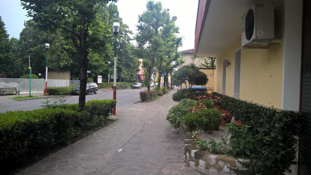 Hotel Terme Belvedere Abano Terme Exterior photo